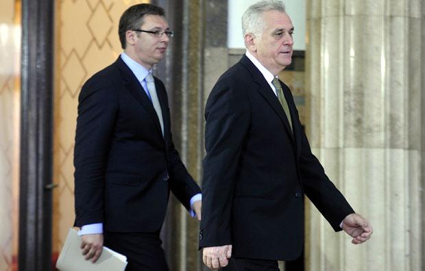 Вучић предаје Николићу план за нову владу